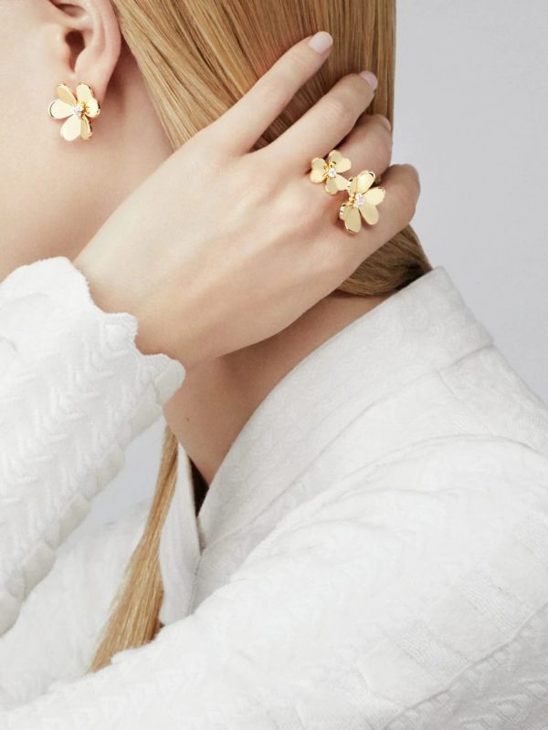 Van Cleef & Arpels Frivole Between the Finger Ring - Image 5