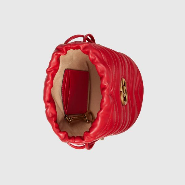 GUCCI MARMONT MATELASSE MINI BUCKET BAG - Image 6