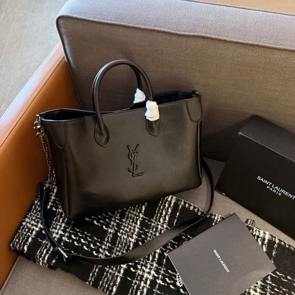 SAINT LAURENT Leather Hand Bag