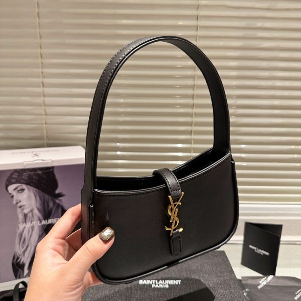 SAINT LAURENT LE 5 A 7 IN VEGETABLE-TANNED LEATHER - Image 8