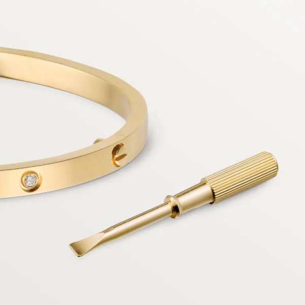 CARTIER LOVE BRACELET, SMALL MODEL, 6 DIAMONDS - Image 2
