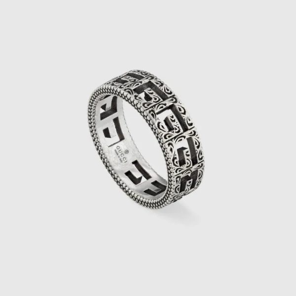 GUCCI SILVER RING WITH SQUARE G