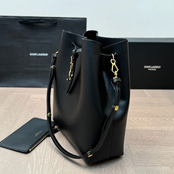 SAINT LAURENT PARIS VII pochon in lambskin - Image 2