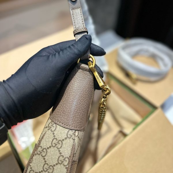 GUCCI Aphrodite Small Chain Shoulder Bag - Image 8