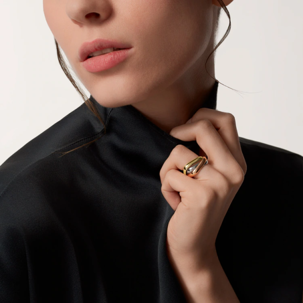 CARTIER TRINITY CUSHION RING, MEDIUM MODEL - Image 7