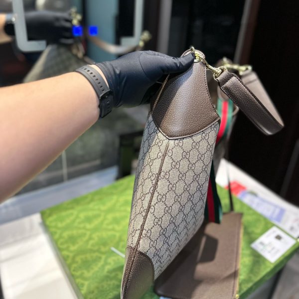 GUCCI medium shoulder bag - Image 9