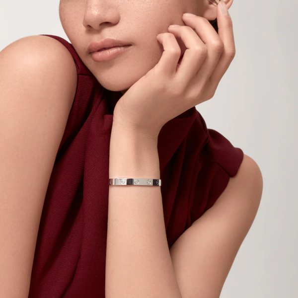 CARTIER LOVE BRACELET, 1 DIAMOND - Image 7