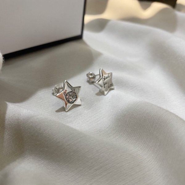 GUCCI SILVeR BLIND FOR LOVE STAR EARRINGS - Image 5