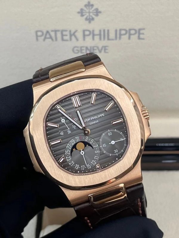 Patek Philippe Nautilus Rose Gold 40mm 5712R-001 with brown dial Watch - Image 5