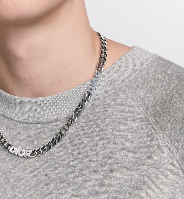 DIOR Italic Chain Link Necklace - Image 3