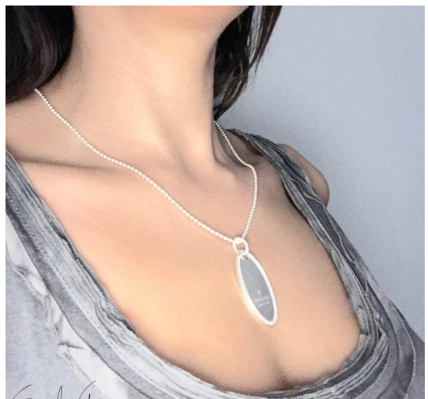 GUCCI Sterling SiLVer Oval Charm Necklace - Image 3