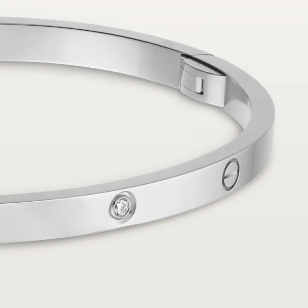 CARTIER LOVE BRACELET, SMALL MODEL, 6 DIAMONDS - Image 3