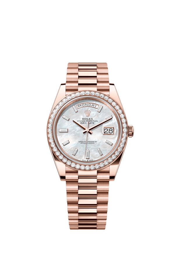 The Oyster Perpetual Day-Date 40 in 18 ct Everose gold features a diamond-set white mother-of-pearl dial, a diamond-set bezel and a President bracelet. -m228345rbr-0026