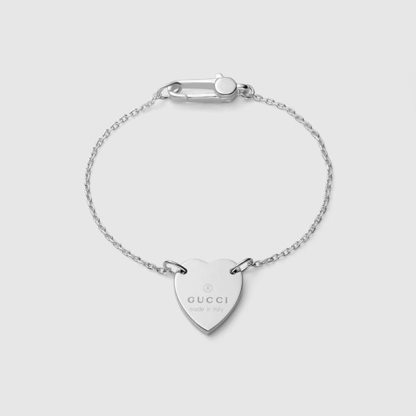 GUCCI TRADEMARK BRACELET WITH HEART PENDANT