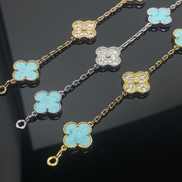 Van Cleef & Arpels CLOVER 5 MOTIF TURQUOISE DIAMOND GOLD BRACELET - Image 2