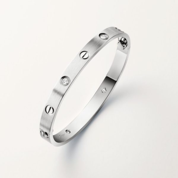 CARTIER LOVE BRACELET, CLASSIC MODEL, BRUSHED, 4 DIAMONDS - Image 2