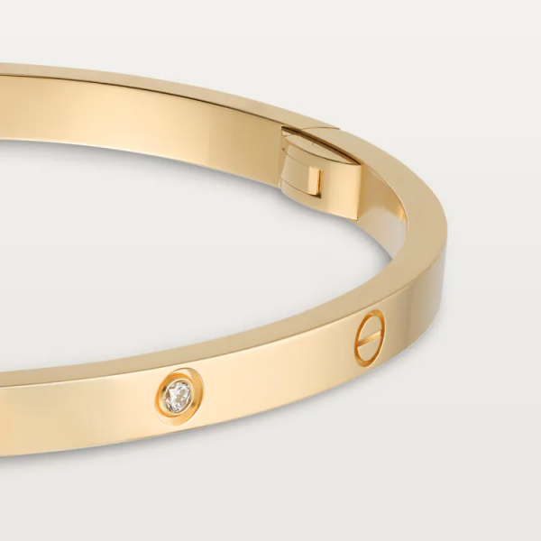 CARTIER LOVE BRACELET, SMALL MODEL, 6 DIAMONDS - Image 4