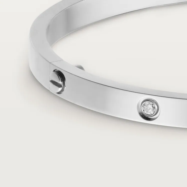CARTIER LOVE BRACELET, SMALL MODEL, 6 DIAMONDS - Image 2