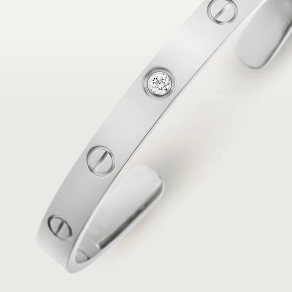 CARTIER LOVE BRACELET, 1 DIAMOND - Image 2