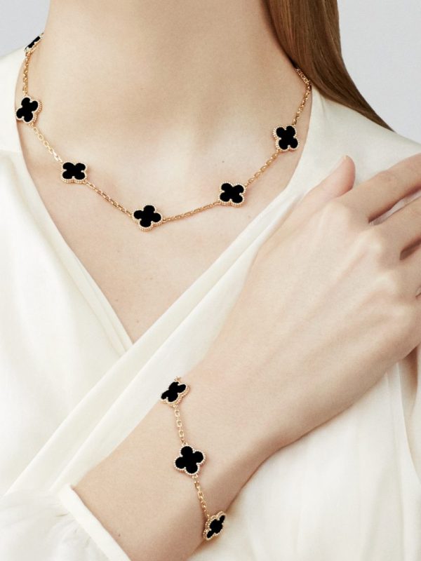 Van Cleef & Arpels Vintage Alhambra necklace, 10 motifs - Image 2