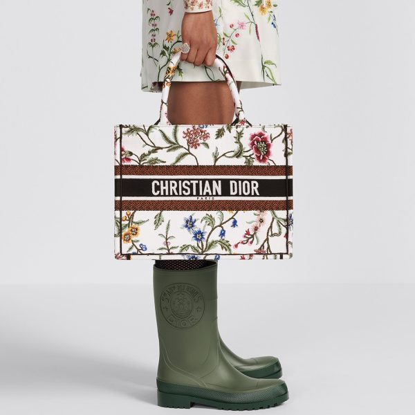 DIOR MEDIUM  BOOK TOTE - Image 5