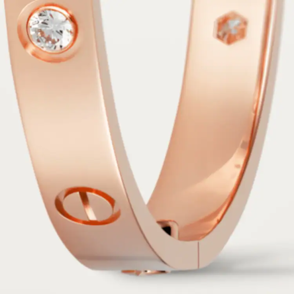 CARTIER LOVE BRACELET, 4 DIAMONDS - Image 4