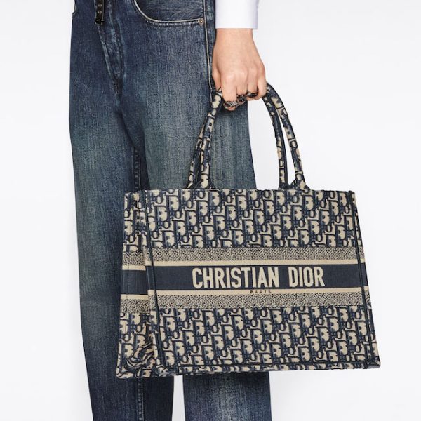 DIOR MEDIUM  BOOK TOTE - Image 6