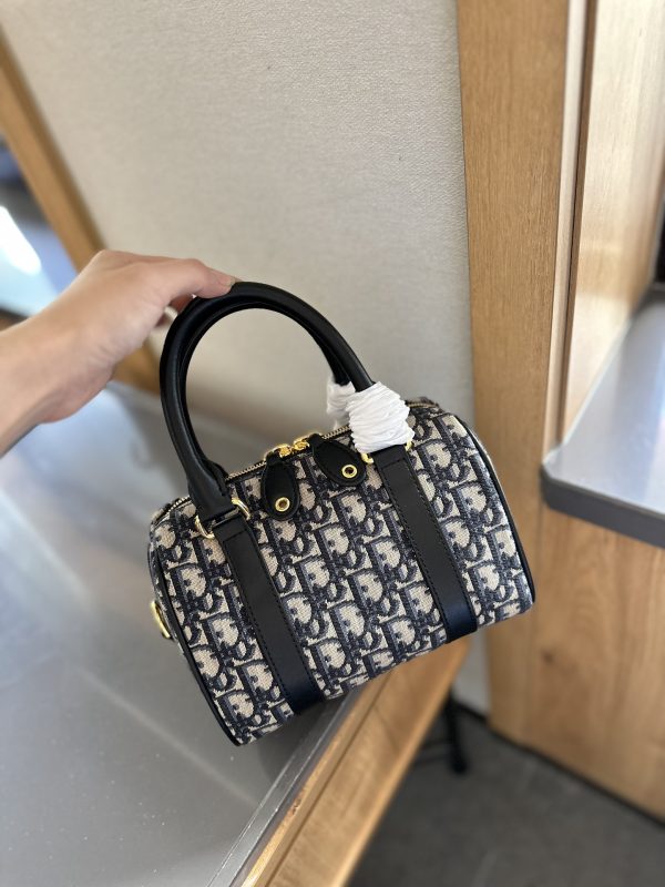 DIOR Groove 20 Bag