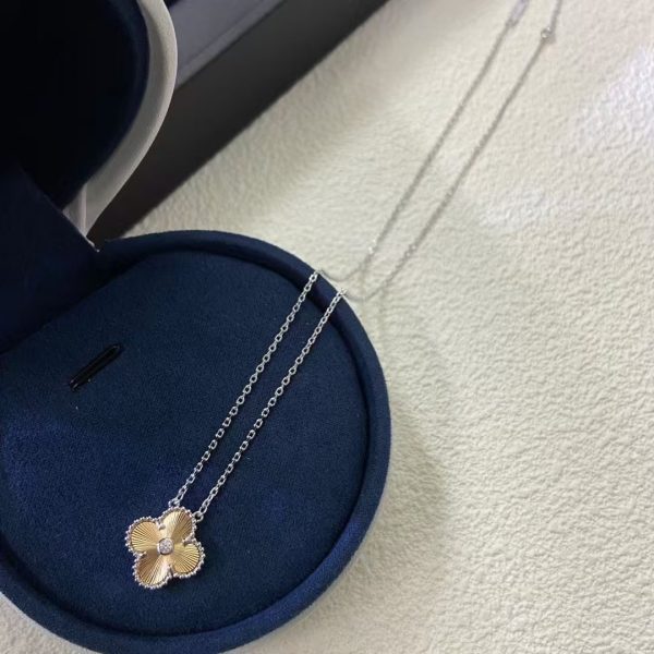 Van Cleef & Arpels Vintage Alhambra Diamond 18k Two Tone - Image 3