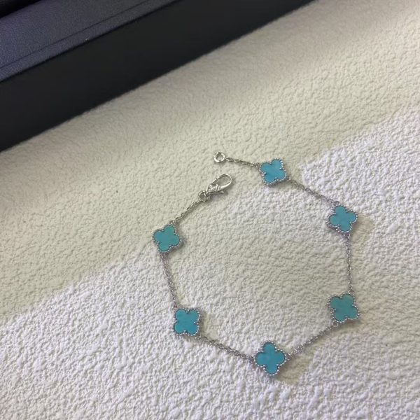 Van Cleef & Arpels Turquoise 6 Motifs Vintage Alhambra Bracelet - Image 3