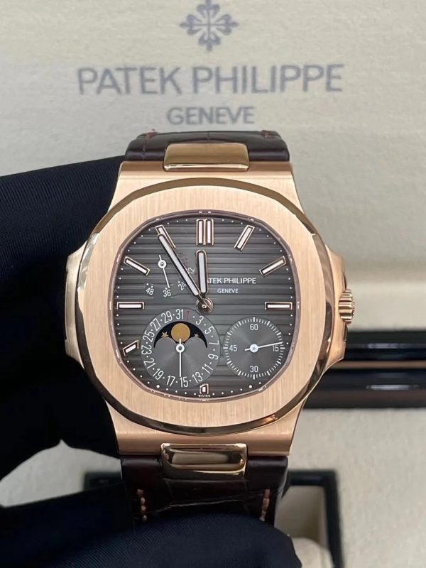 Patek Philippe Nautilus Rose Gold 40mm 5712R-001 with brown dial Watch - Image 2