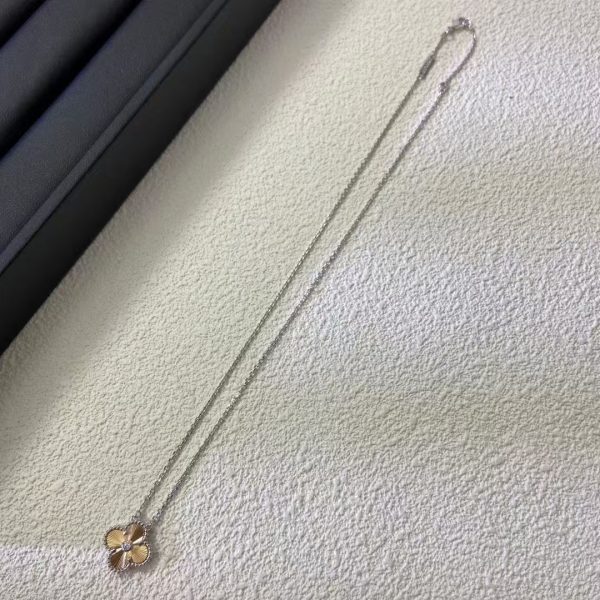 Van Cleef & Arpels Vintage Alhambra Diamond 18k Two Tone - Image 4