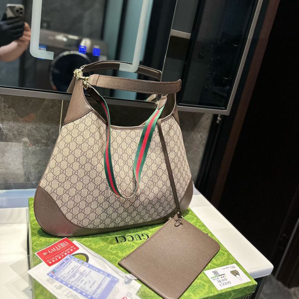 GUCCI medium shoulder bag - Image 2
