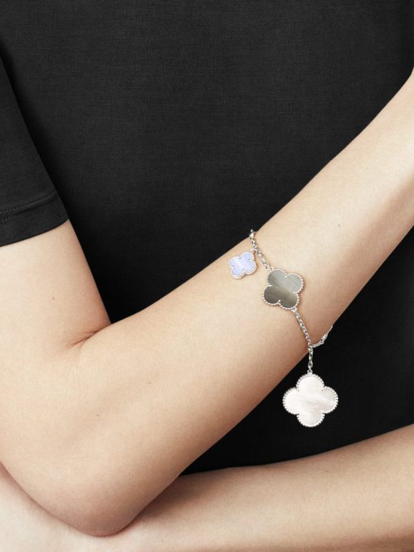 Van Cleef & Arpels Magic Alhambra bracelet, 5 motifs - Image 2