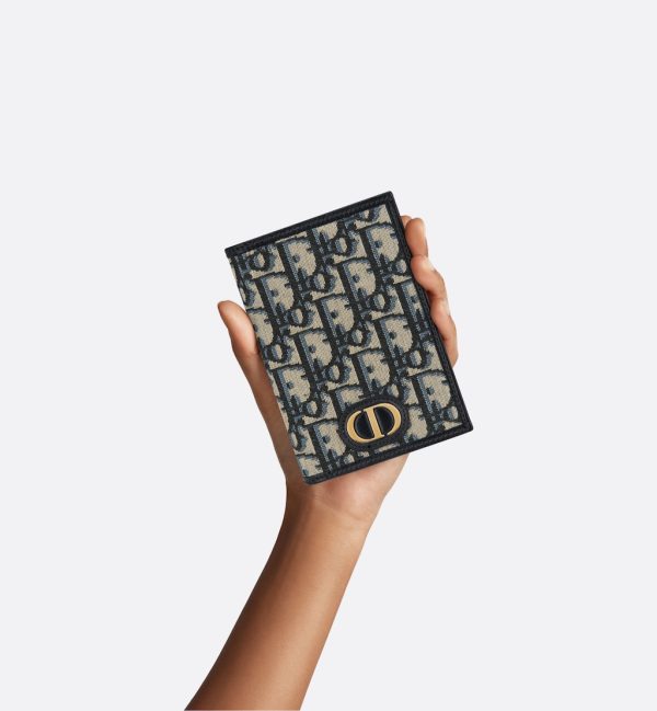 DIOR 30 Montaigne Passport Holder - Image 4