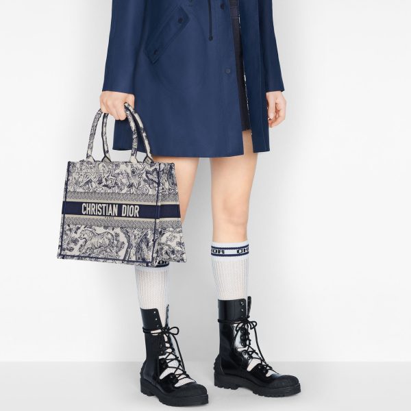 DIOR MEDIUM  BOOK TOTE - Image 6