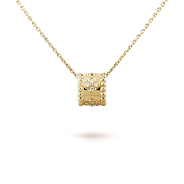 Van Cleef & Arpels Perlee clovers pendant