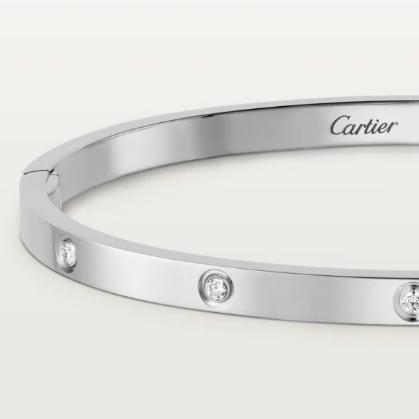 CARTIER LOVE BRACELET, SMALL MODEL, 10 DIAMONDS - Image 2