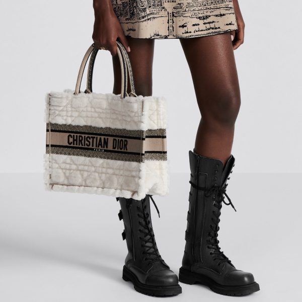 DIOR MEDIUM  BOOK TOTE - Image 5
